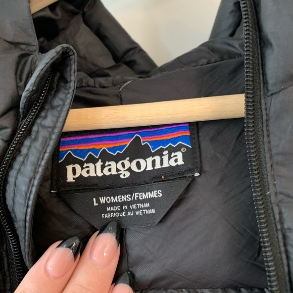 Patagonia Women’s Down Hoodie - Picture 3 of 4